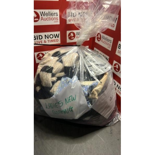 Lot 1052      