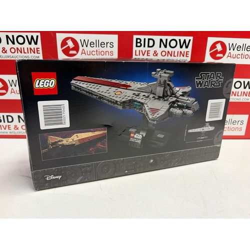 3139 - NEW LEGO STAR WARS VENATOR-CLASS ATTACK CRUISER 18+ 75441 643 PCS