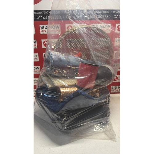 3160 - LARGE BAG OF ASSORTED HOUSEHOLD ITEMS INC HOT WATER BOTTLES, TRAY, MOULD WIZARD, CURTAINS, WATER BOT... 