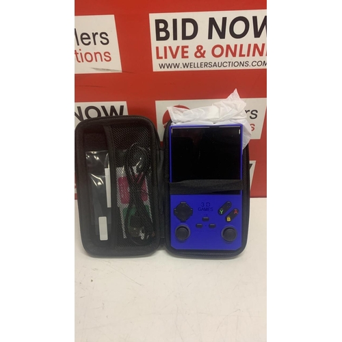 3173 - NEW HANDHELD GAME CONSOLE 3D GAMES