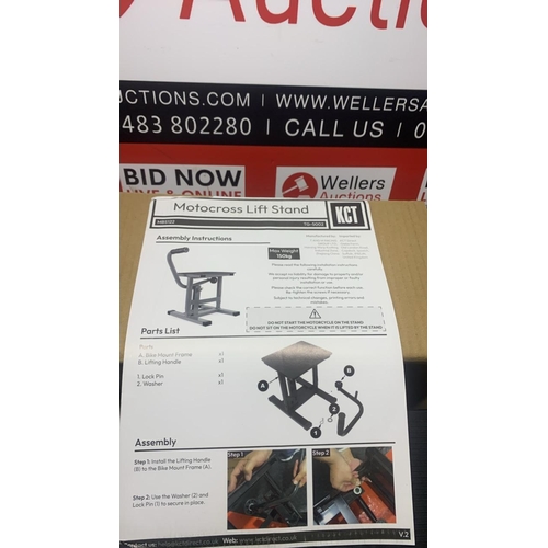 3331 - NEW KTC MOTOCROSS LIFT STAND