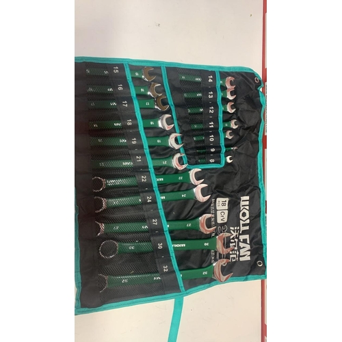 3345 - NEW WOLL FAN 18 PIECE CRV SPANNER SET