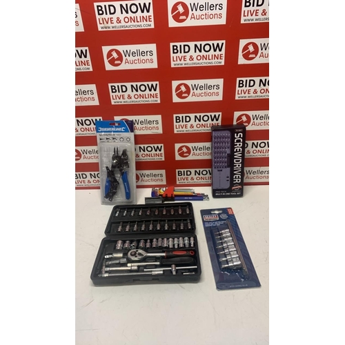 3349 - TOOL SET BUNDLE INCLUDING ALLEN KEYS, SOCKET SETS, 5 PIECE CIRCLIP PLIERS