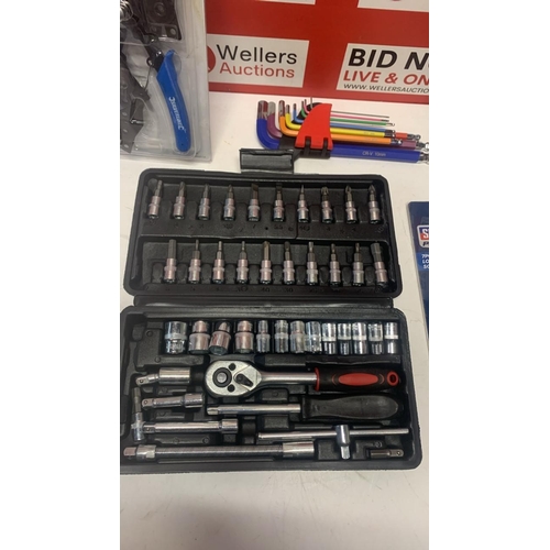 3349 - TOOL SET BUNDLE INCLUDING ALLEN KEYS, SOCKET SETS, 5 PIECE CIRCLIP PLIERS