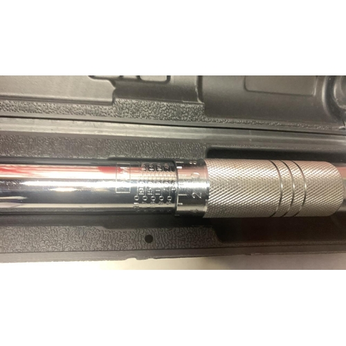 3354 - NEW VONHAUS CALIBRATED TORQUE WRENCH