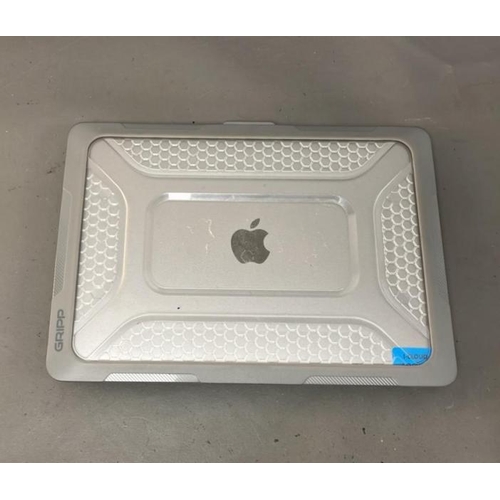 9544 - X1 LAPTOP APPLE MACBOOK AIR PRO 13