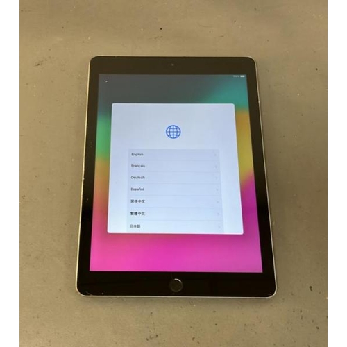 9548 - X1 APPLE IPAD 6TH GEN/ A1893/ SPACE GRAY/ 32GB/ I-CLOUD UNLOCKED/ IMEI: GG7Y889FJF8J