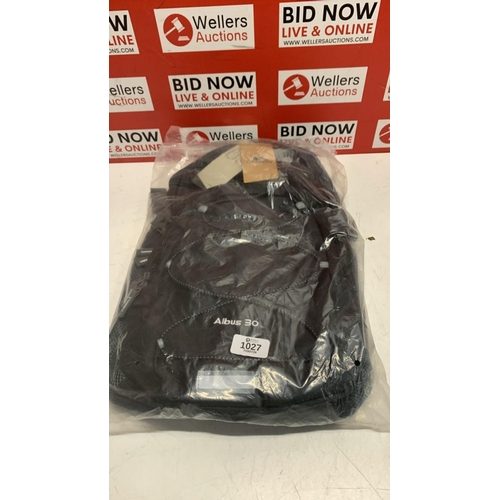 Lot 1027      
