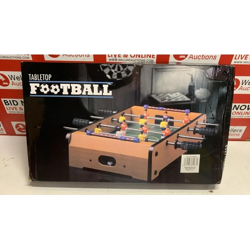 1041 - NEW TABLETOP FOOTBALL