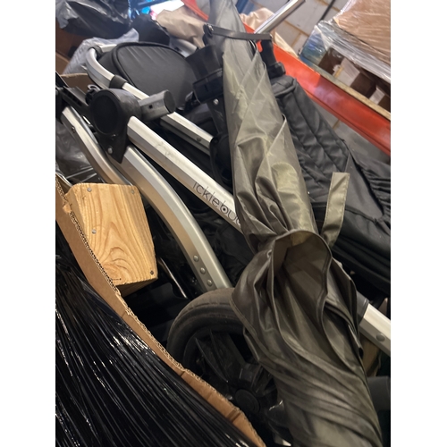 19 - PALLET OF MIXED ITEMS