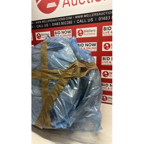 30 - X4 FORD WHEEL TRIMS