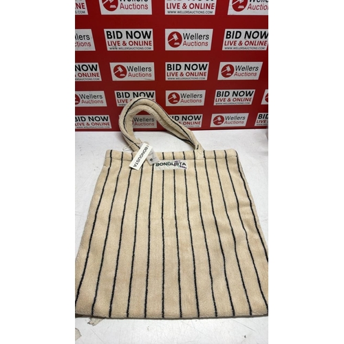 Lot 8031      