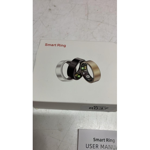 8037 - NEW SMART RING IN GOLD