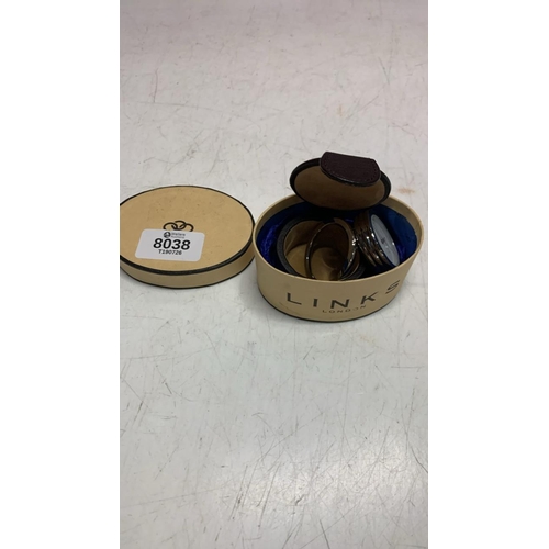Lot 8038      
