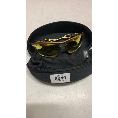 8040 - GENTS NEW OAKLEY NEO JACKET SUNGLASSES
