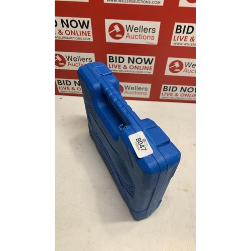 8047 - NEW UNIVERSAL PULLER BEARING EXTRACTOR REMOVAL TOOL KIT
