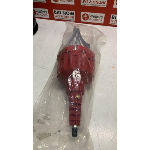 Lot 8049      