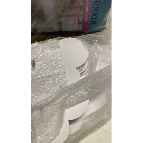 8057 - NEW HOUSEHOLD BUNDLE INC SHELF, STORAGE BOXES AND X30 SCOURING PADS
