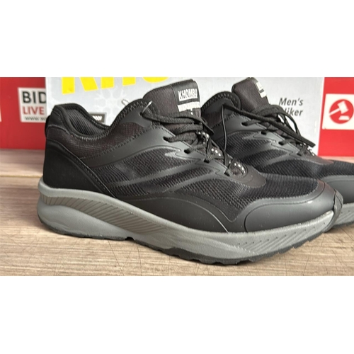 8556 - GENTS NEW KHOMBU WATERPROOF HIKER TRAINERS / UK 8
