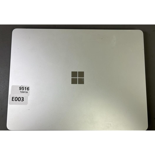 9516 - MICROSOFT LAPTOP / SNAPDRAGON X PLUS@3.3GHZ / 16GB RAM / 250GB HD / WINDOWS 11 TOUCH DISPLAY