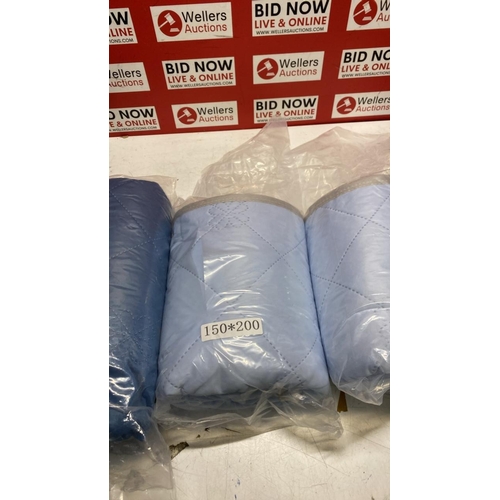 3047 - 3X NEW BLUE QUILT COVERS