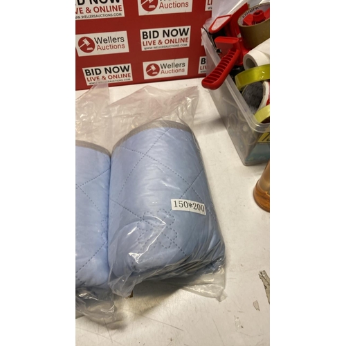 3047 - 3X NEW BLUE QUILT COVERS