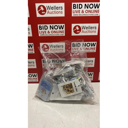 3058 - BAG OF MIXED JEWELLERY INC NECKLACES, BRACELETS