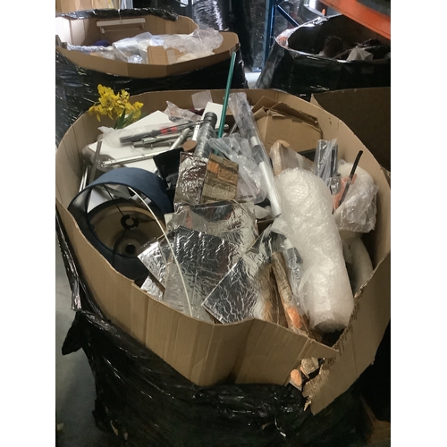 94 - Mixed pallet of good