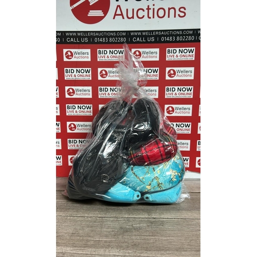 Lot 9019      
