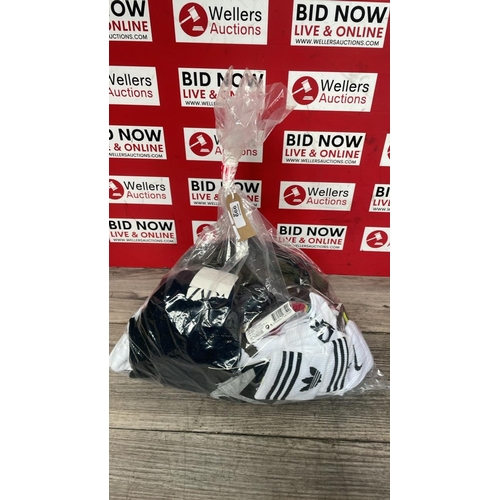 Lot 9026      