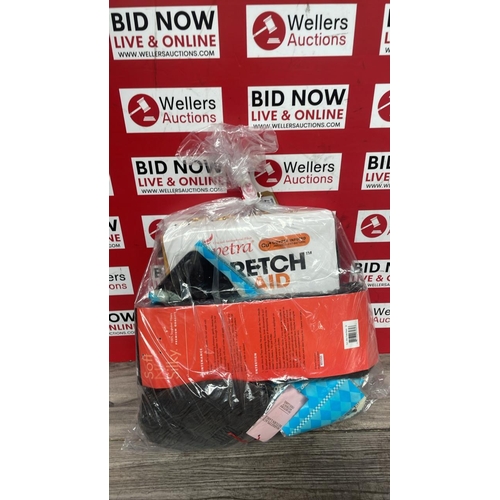 Lot 9028      