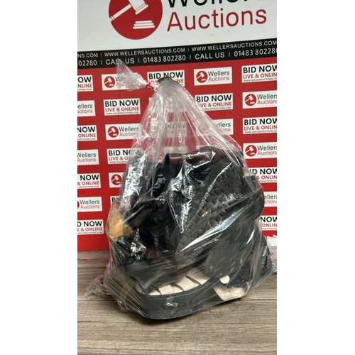 Lot 9031      