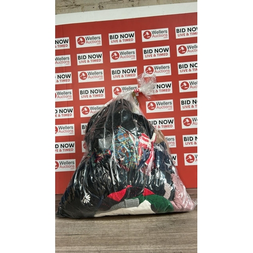 Lot 9035      