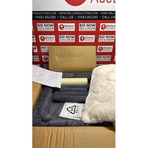 Lot 8004      