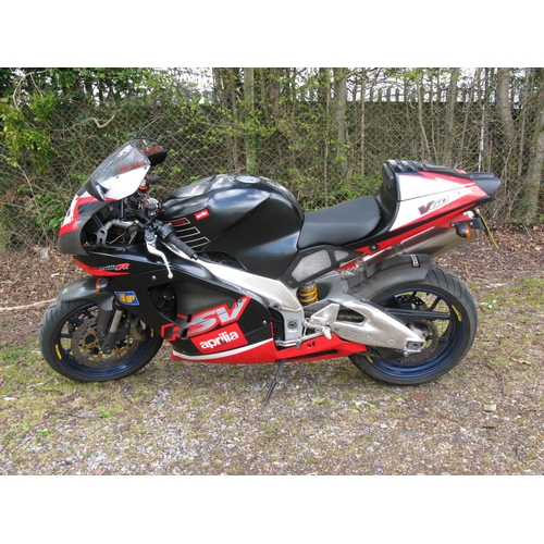 183 - 2001 Aprillia RSV Mille Type R V60 motorcycle.  Registration Number: Y386 OPV.  Chassis/Frame Number... 