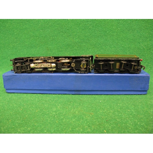 538 - 1962/1963 Hornby Dublo 3211 3 Rail A4 locomotive and tender No. 60022 Mallard in late BR lined green... 