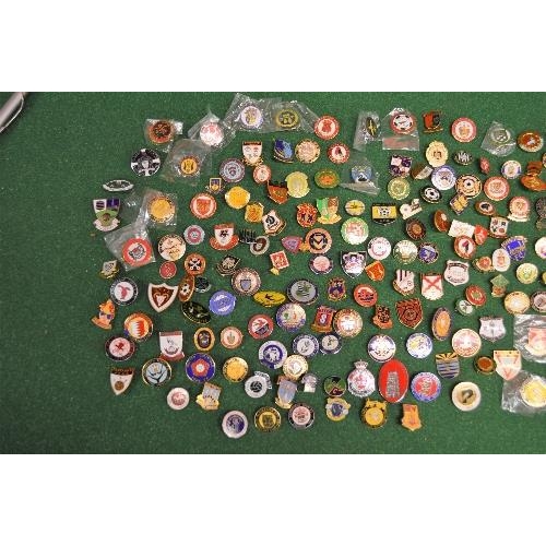 306 - Approx 170 predominantly football pin badges relating to Southern league, Eastern Counties, Wessex, ... 