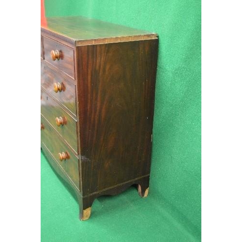 41 - 19th century mahogany chest of drawers having crossbanded top over two short and three long graduate... 