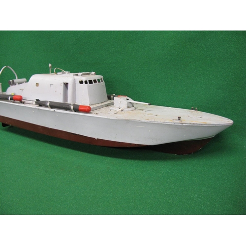 278 - Large radio controlled model of a motor torpedo boat of fibreglass and wood construction.  Electric ... 