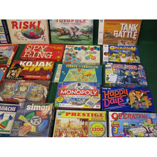 347 - Twenty boxed games and a puzzle to include: Kojak, The Simpsons-Monopoly, Tank Battle, Blockbusters,... 