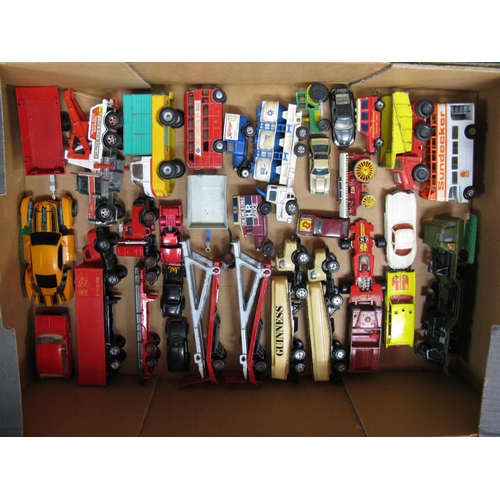 364 - Box of loose playworn model vehicles by Qualitoy, Lesney, Lone Star, Dinky, Corgi, Hot Wheels, Major... 