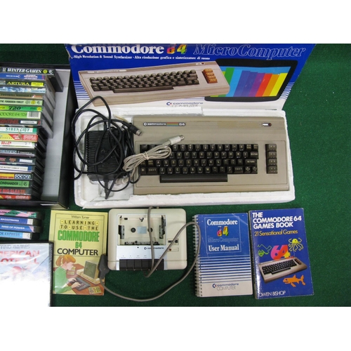 370 - Commodore 64 Microcomputer contained in original box (box af) together with cassette deck, user manu... 