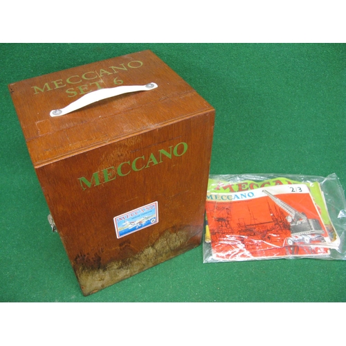 375 - Bespoke Meccano storage and transport box with contents and instructions for 2,3,4,5 and 6