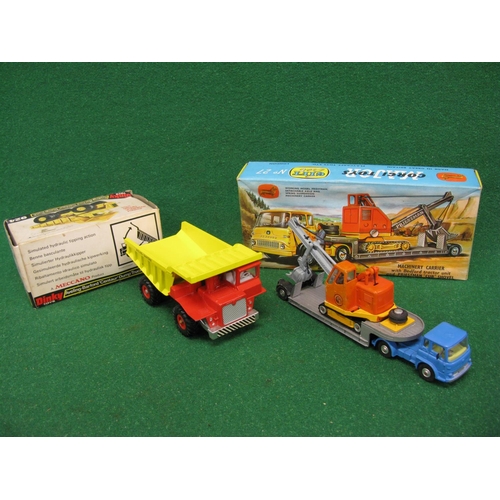 442 - Corgi Major Gift Set No. 27 Machinery Carrier With Priestman Cub Shovel together with a Dinky 924 Av... 