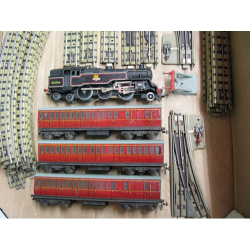 460 - Hornby Dublo 3 Rail trainset featuring Standard Tank No. 80054, three maroon suburban coaches, track... 