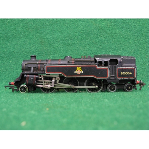 460 - Hornby Dublo 3 Rail trainset featuring Standard Tank No. 80054, three maroon suburban coaches, track... 