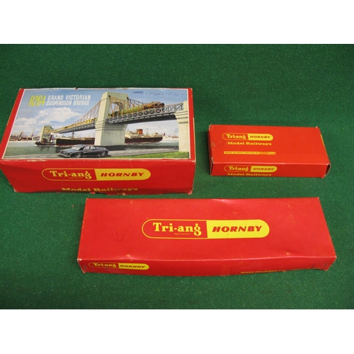 463 - Three Triang/Hornby OO scale boxed bridge kits to comprise: R657 Girder Bridge (appears complete), R... 