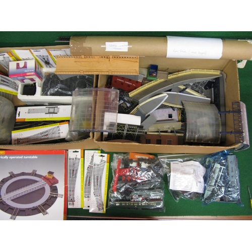 477 - Two large boxes of Hornby OO plastic stations, buildings and accessories, loose rolling stock parts,... 