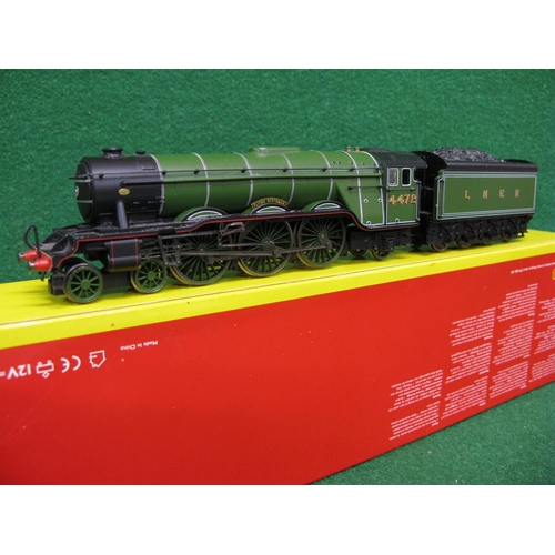 480 - Two boxed Hornby OO scale Super Detail LNER 4-6-2 tender drive locomotives to comprise: Mallard with... 