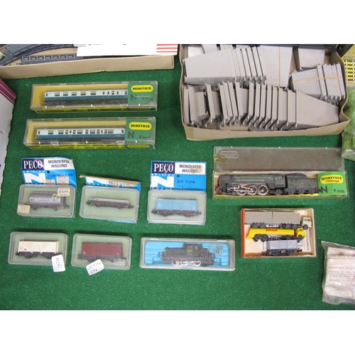 510 - Quantity of N gauge to include: Minitrix Britannia and two BR coaches, Atlas 0-6-0 diesel shunter, f... 